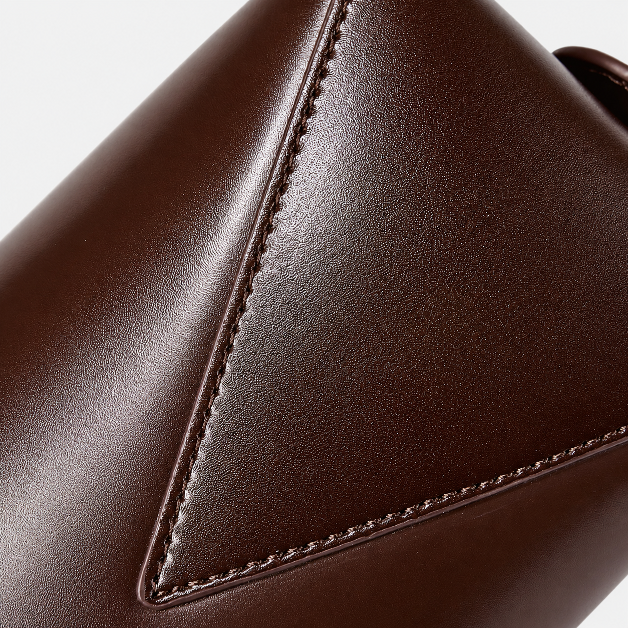 Luméa leather bag